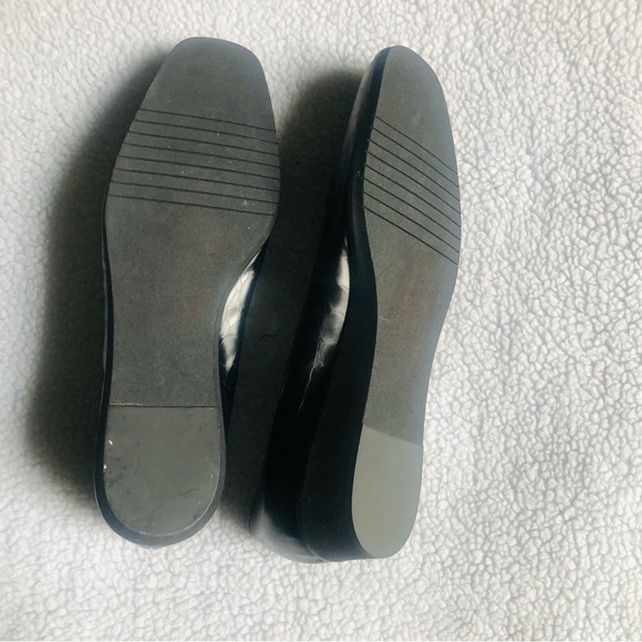 Salvatore Ferragamo flat shoe for corporate women - Picture 6 of 6